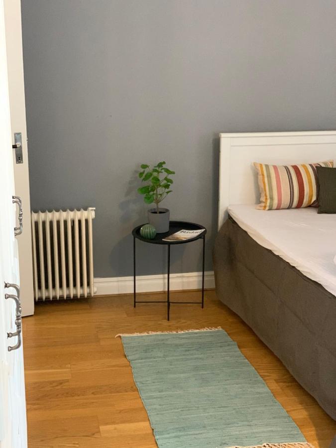 Tree Top Hill - The Old Station House - Bastad Holiday Apartments 외부 사진