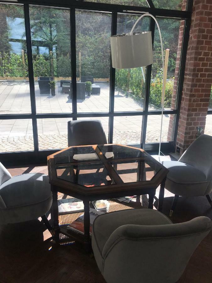 Tree Top Hill - The Old Station House - Bastad Holiday Apartments 외부 사진